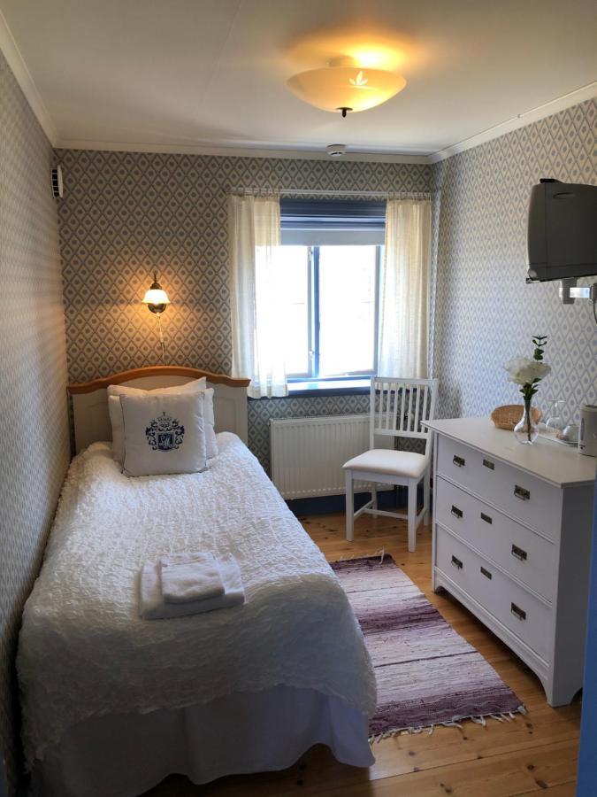 Sunds Bed And Breakfast Säffle Buitenkant foto