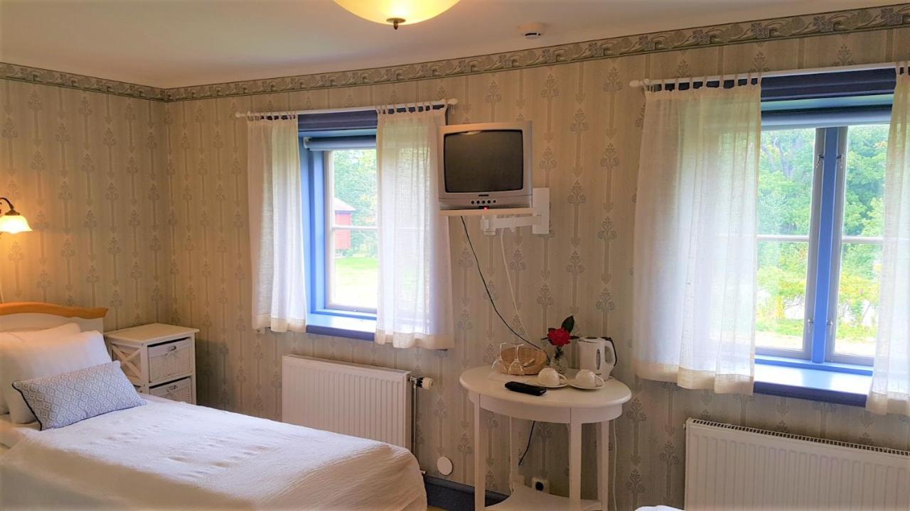 Sunds Bed And Breakfast Säffle Buitenkant foto